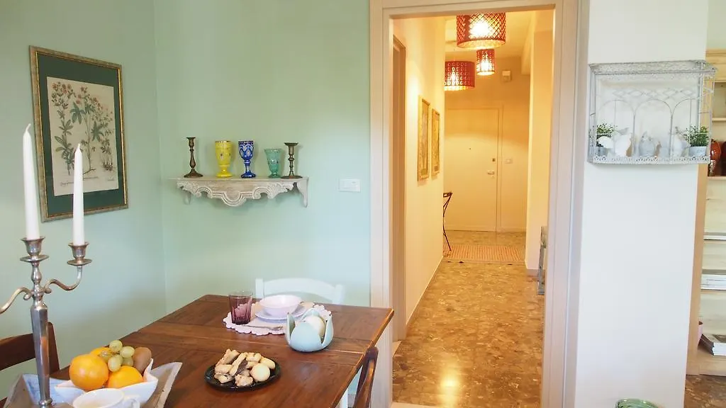 Apartamento Provenzale Desenzano del Garda Italia