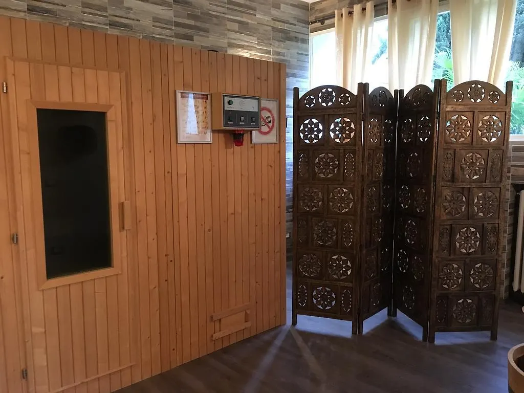 Apartamento Provenzale Desenzano del Garda 0*,