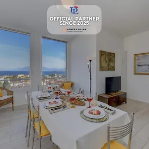 Desenzanoloft Official Partner Marriott Homes & - Window Of Family With Parking Spot Apartment