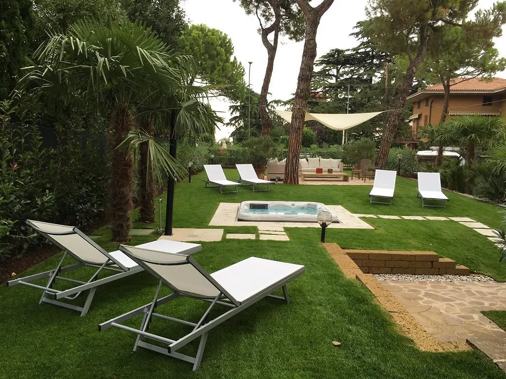 Provenzale Apartment Desenzano del Garda Italy
